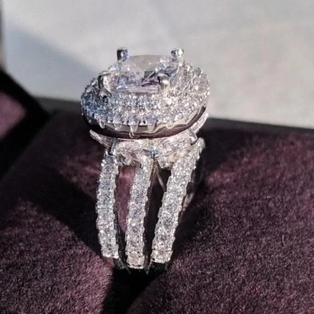 NEW 925 STERLING SILVER DIAMOND RING, CUTE RING, SHINY RING. - Picture 3 of 5